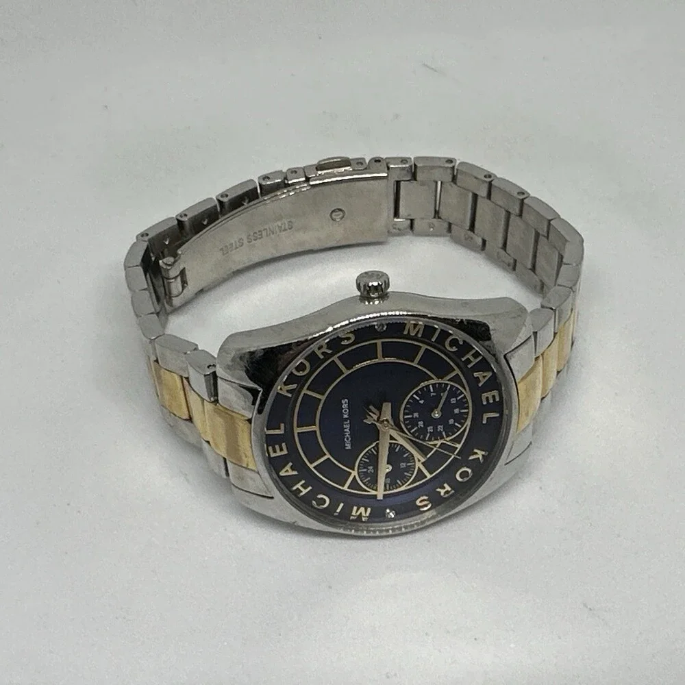 Michael Kors Ryland MK6195 Women's Two-Tone Stainless Steel Analog Watch HME623